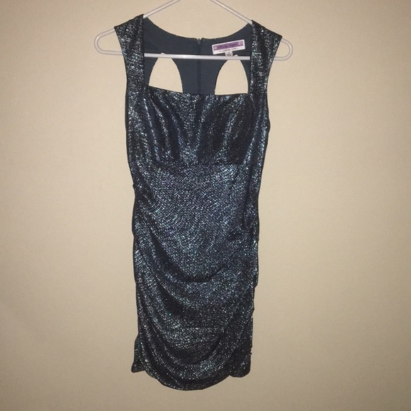 Hailey Logan shiny party dress - Picture 1 of 4